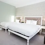 Hotel Stauntons On The Dublin