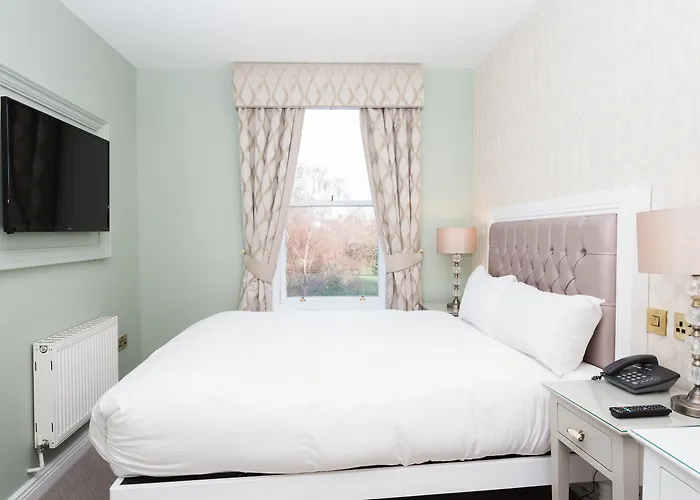 Stauntons On The 3* Dublin