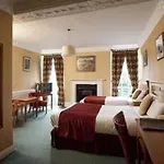 Stauntons On The 3* Dublin