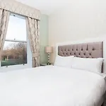 Stauntons On The 3* دبلن