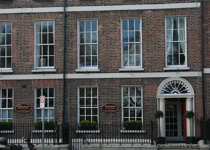 Stauntons On The 3* Dublin