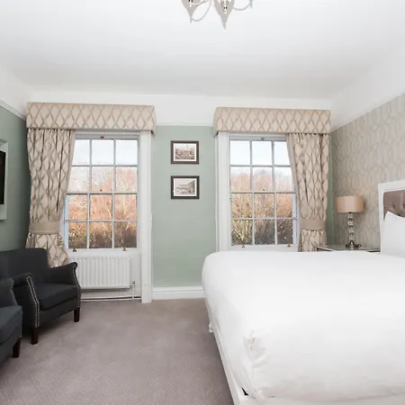 Stauntons On The 3* Dublin