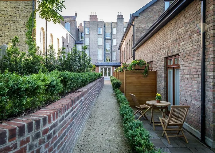 Stauntons On The מלון